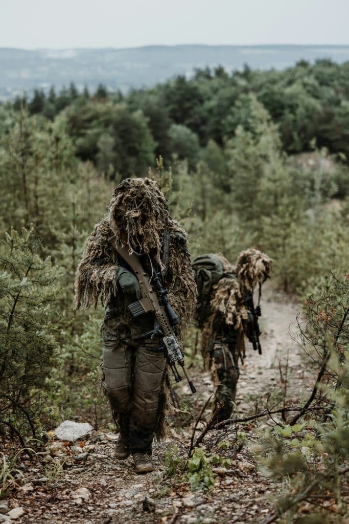 plate carrier vs chest rig
